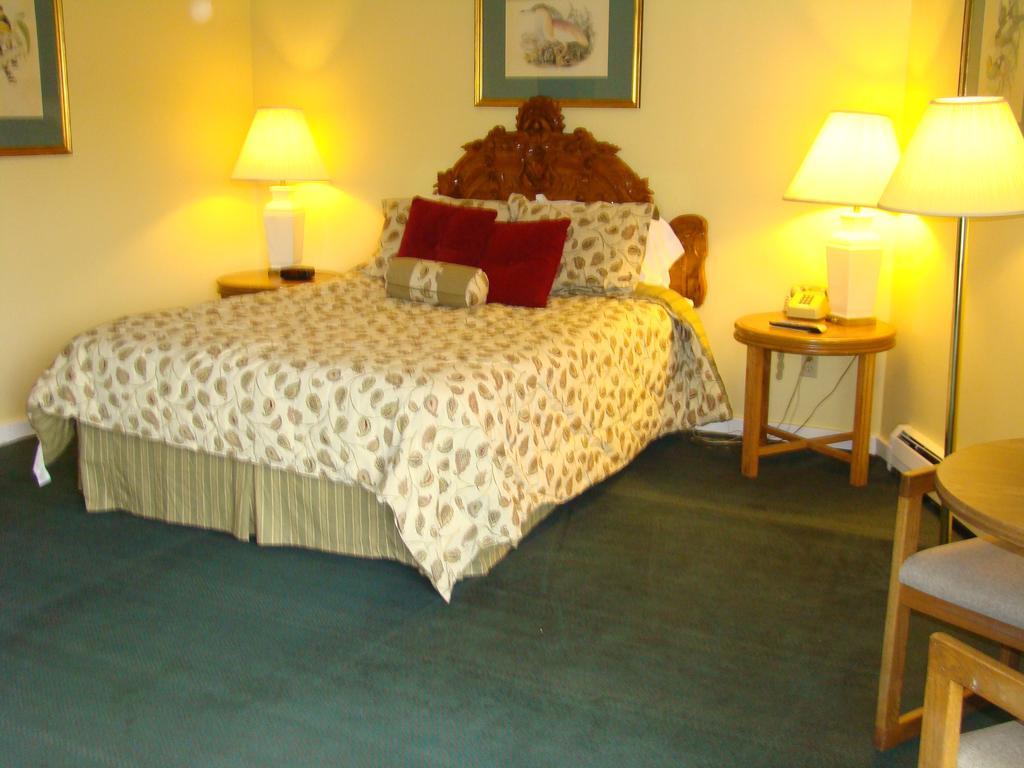 Happy Trails Motel Ludlow Room photo